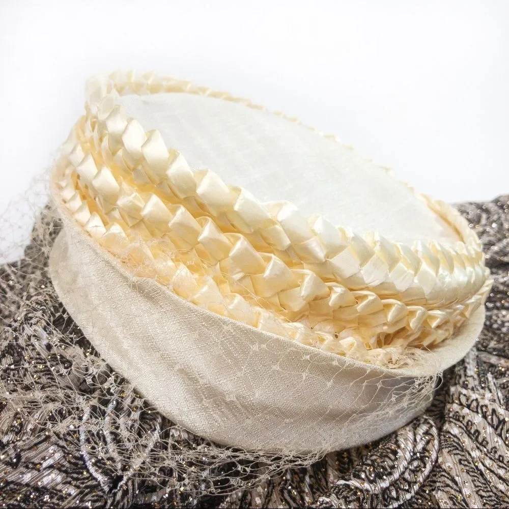 Vintage Pearl Straw Pillbox Hat with Netting - Picture 9 of 10